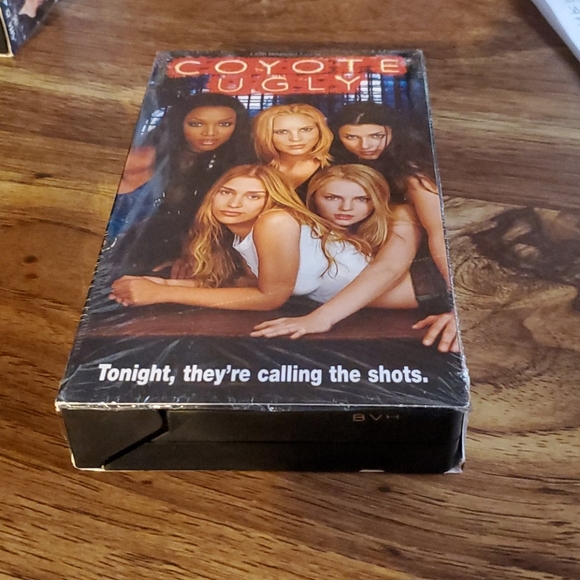 Coyote Ugly - Picture 2 of 3